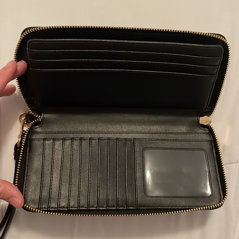 Michael Kors Wallet - image 3